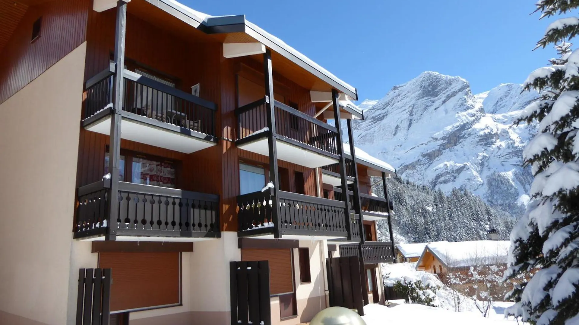 Apartment Appartement Ensoleille Avec Balcon, Piscine Chauffee, Proche Pistes Et Centre, 4 Pers. - Fr-1-464-220 Pralognan-la-Vanoise France